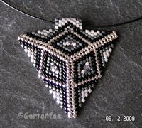 Dreieck schwarz silber aus Delicas