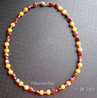 Kette aus Halbedelsteinen: Goldfluss und Gelbquarz