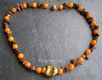 Tigerauge mit Gelbachat und Glasperle